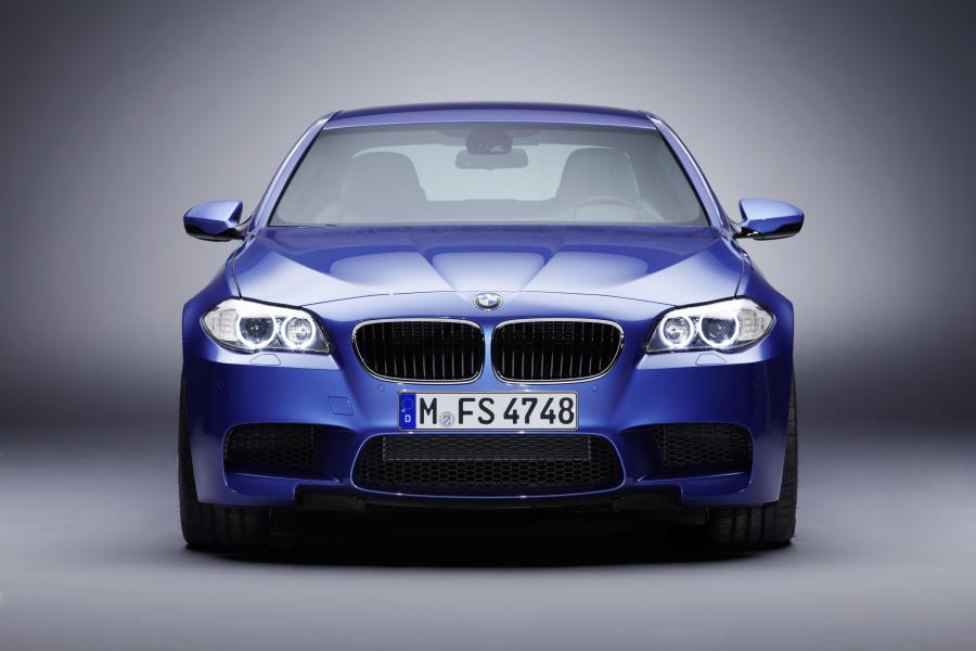  BMW M5 2011 года  (фото 340 из 344)